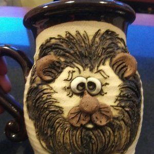 Teigland Bradford  pottery ceramic Lion Face mug